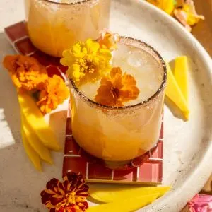 Low Carb Citrus Mezcal Breeze