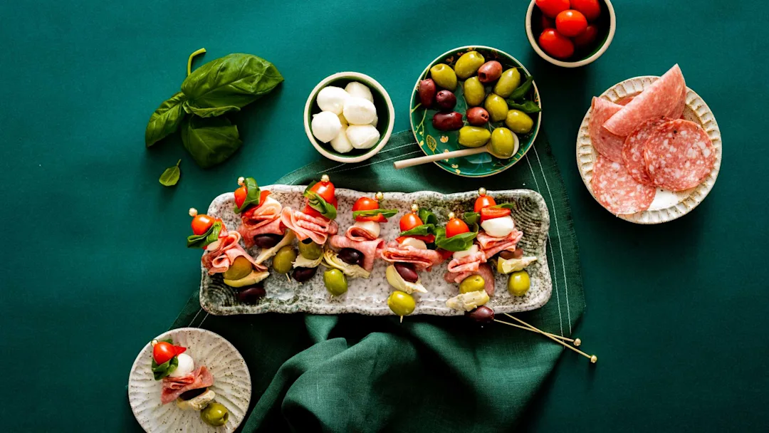 keto-antipasto-skewers