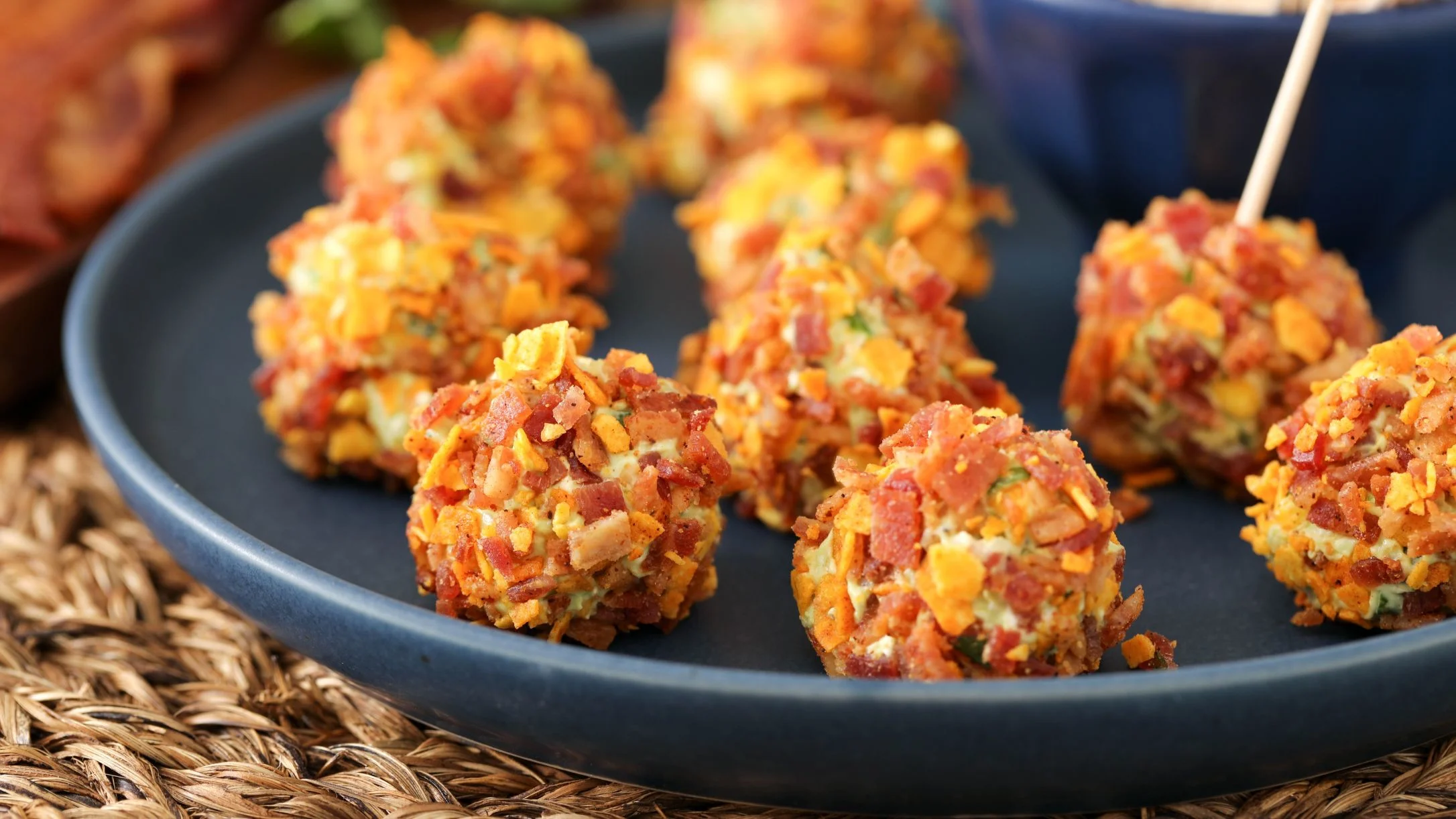 keto-guacamole-bacon-bites 1