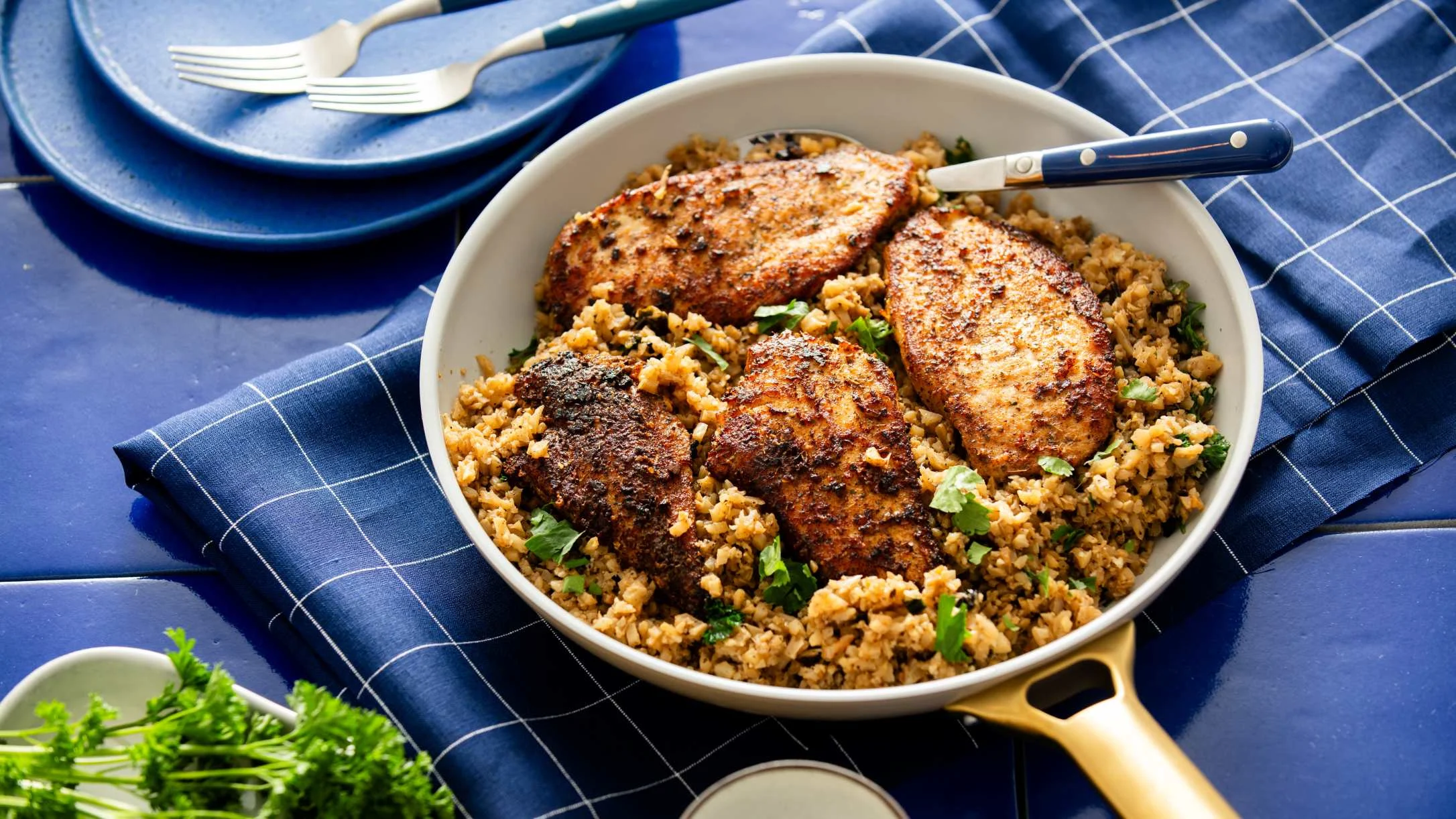 keto-one-pot-garlic-chicken-and-parmesan-cauliflower-rice