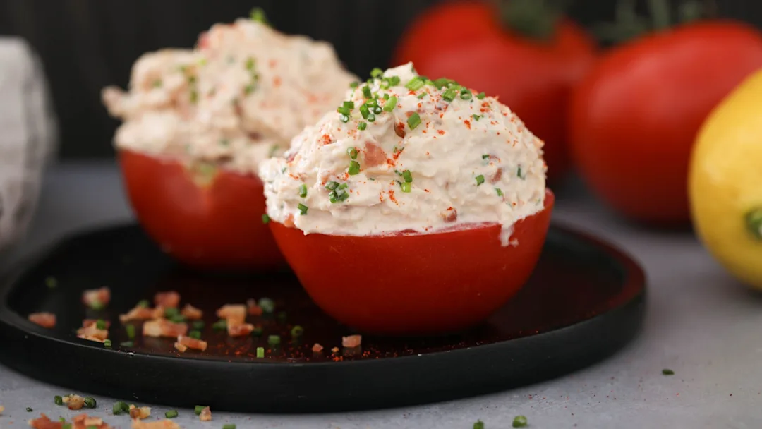 keto-smoky-tuna-tomato