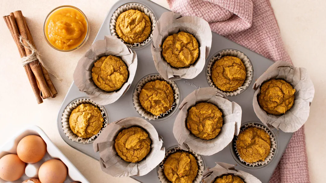 pumpkin-coconut-muffins